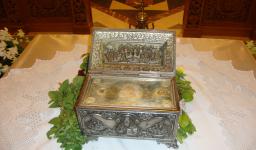 Ιερό προσκύνημα λειψάνων Αγίων Ραφαήλ, Νικολάου και Ειρήνης στην Παλατιανή