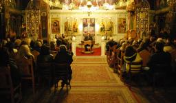 Ο Β' κατανυκτικός εσπερινός στον Αγ. Δημήτριο Πετρουπόλεως