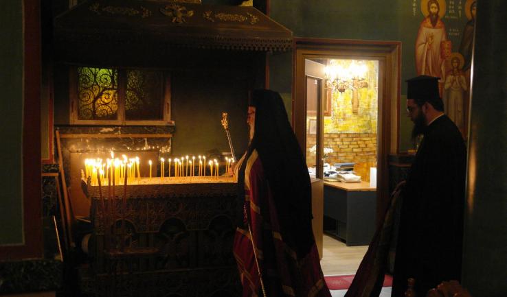 Εσπερινός των Χριστουγέννων από τον Σεβ. Μητροπολίτη Ιλίου