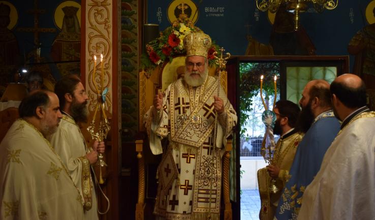 Η Κυριακάτικη Θεία Λειτουργία στον Αγ. Γεώργιο Ζωφριάς